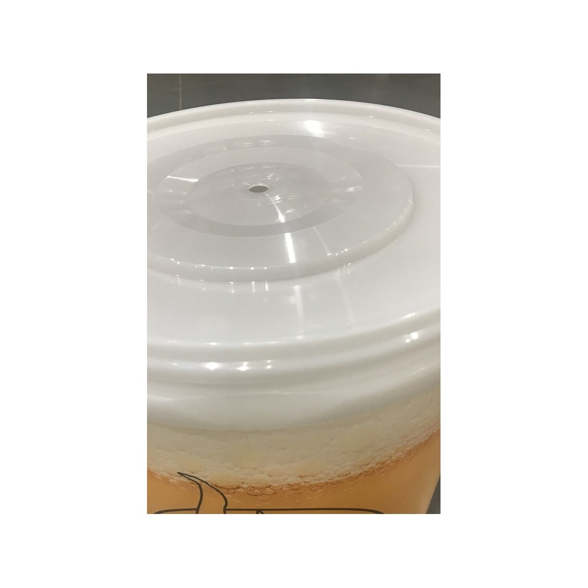 Plastikinis fermentacijos kibiras su kraneliu ir oro vožtuvu