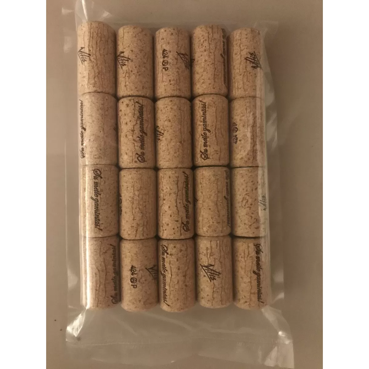 Vyno butelio kamštis Neutrocork® Premium 44x24mm|Užkemšami presuojant