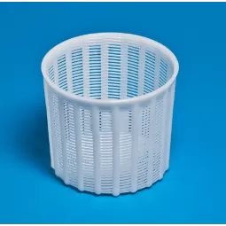 Sūrio gamybos forma 14,8cm x13cm plastikinė