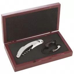 Somelje plieninis rinkinys vynui