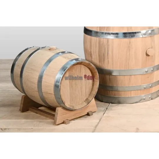 Ąžuolinė statinė brandinimui iš angliško ąžuolo|Medinės statinės