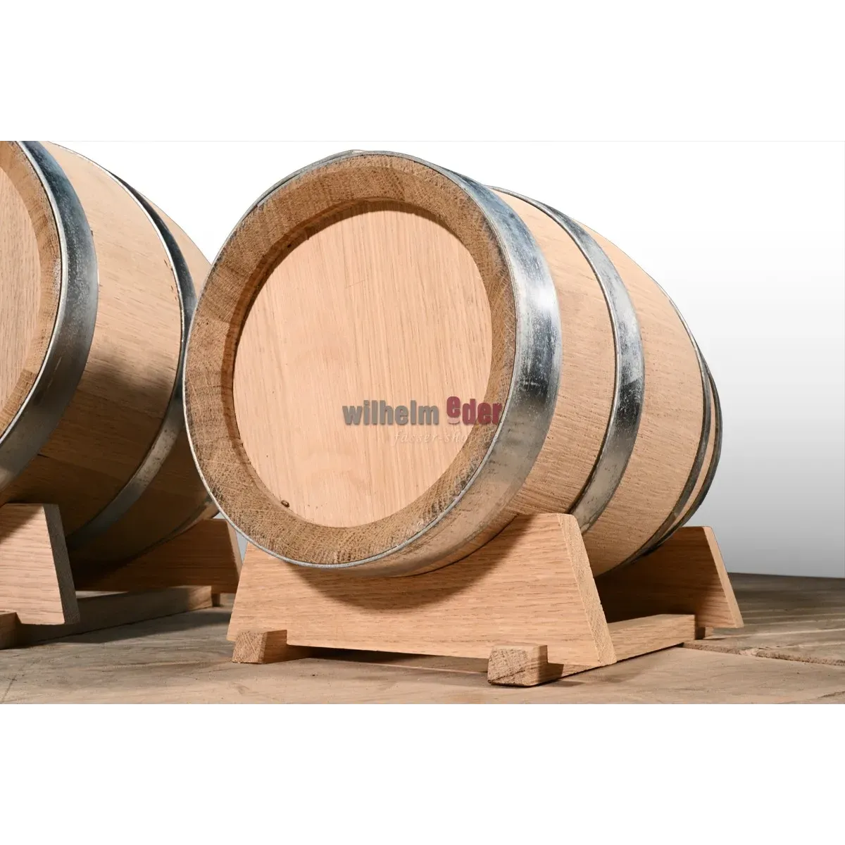 Ąžuolinė statinė brandinimui iš angliško ąžuolo|Medinės statinės